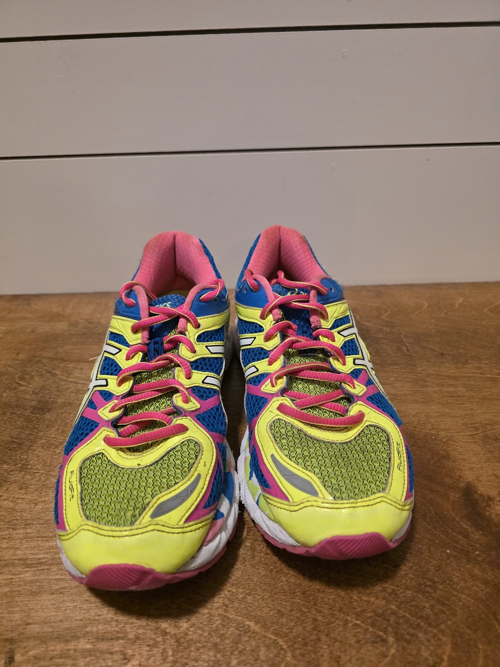 ASICS Neon Yellow, Blue & Pink Running Shoes Size 8 - Picture 5 of 7